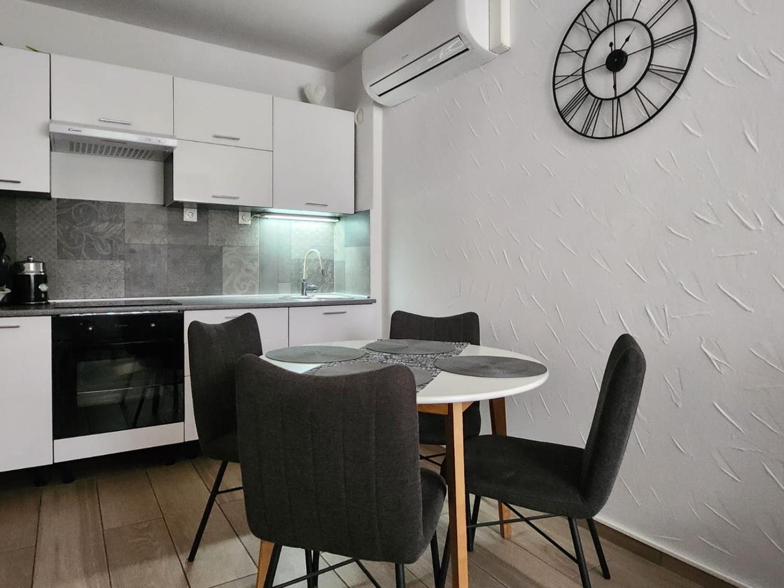Apartman Ante Винковци Екстериор снимка