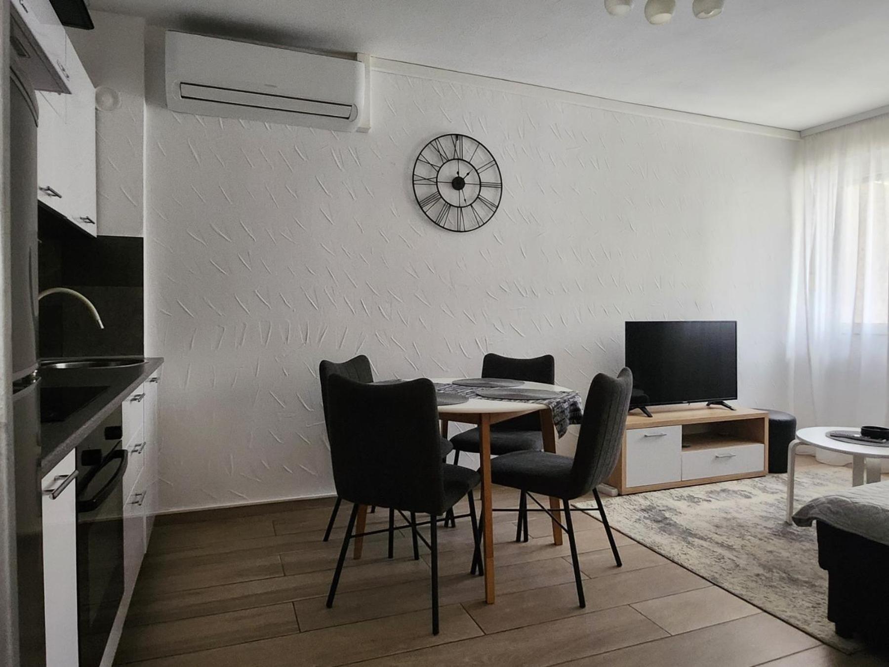 Apartman Ante Apartment Винковци Екстериор снимка